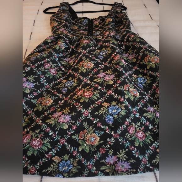 AURA Tapestry Black Floral Dress S - Picture 7 of 14